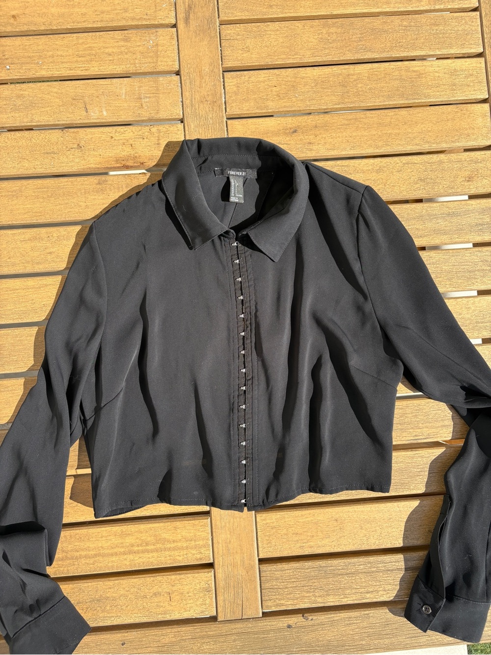 Black Cropped Blouse Hook Eye Closure Open  Wrap Back Long Sleeve Size L
